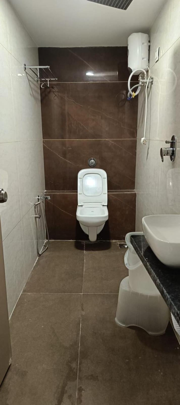Hotel Royal Square Gandhinagar Eksteriør bilde