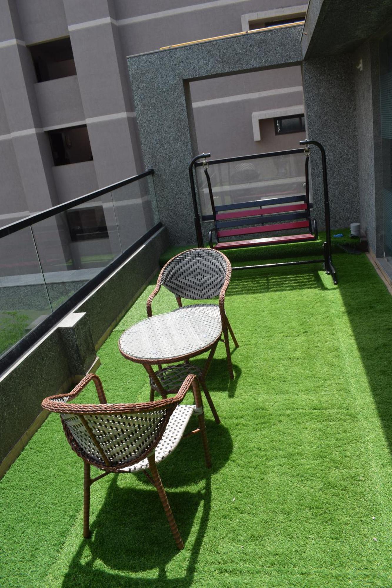 Hotel Royal Square Gandhinagar Eksteriør bilde