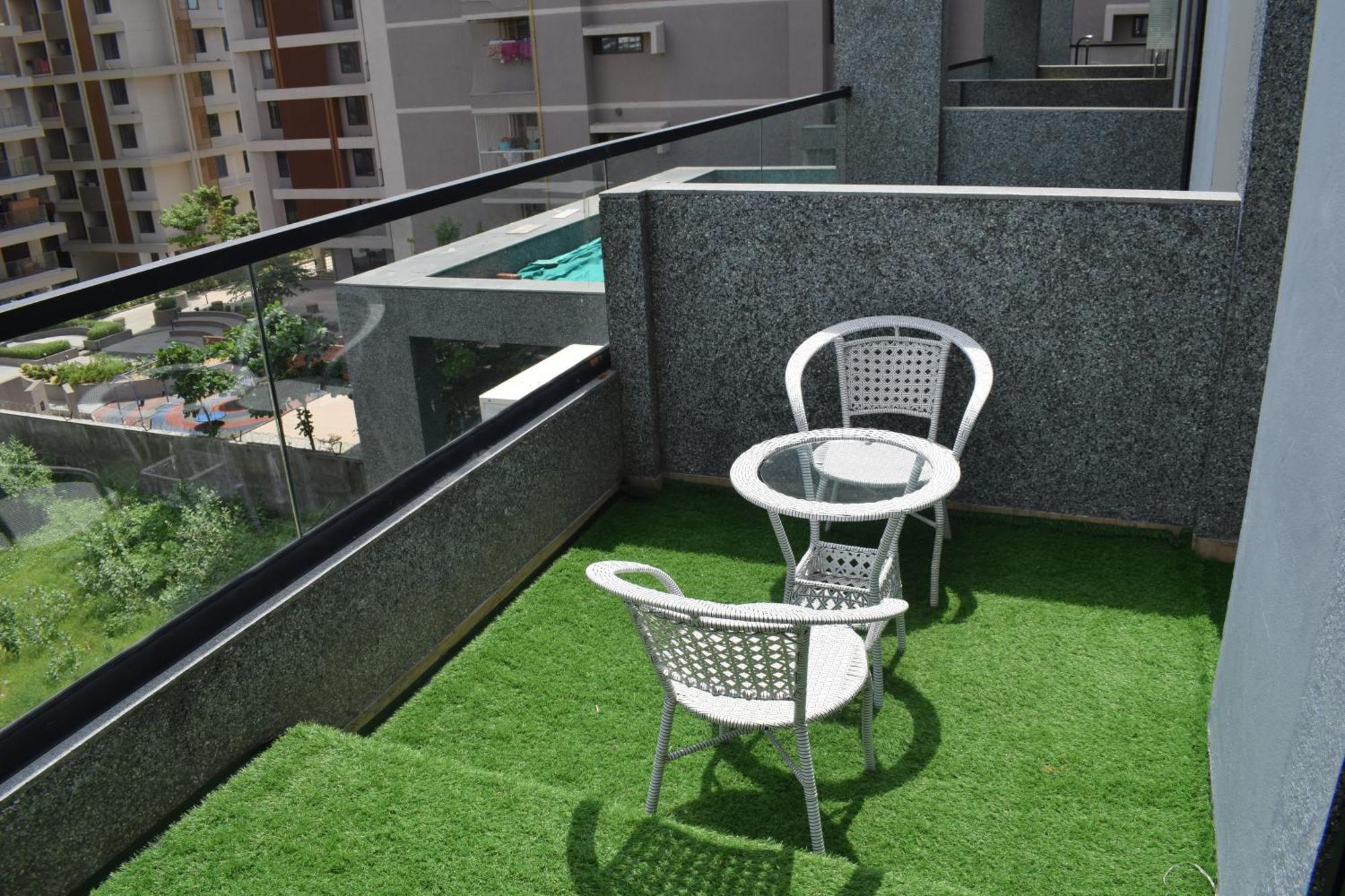 Hotel Royal Square Gandhinagar Eksteriør bilde